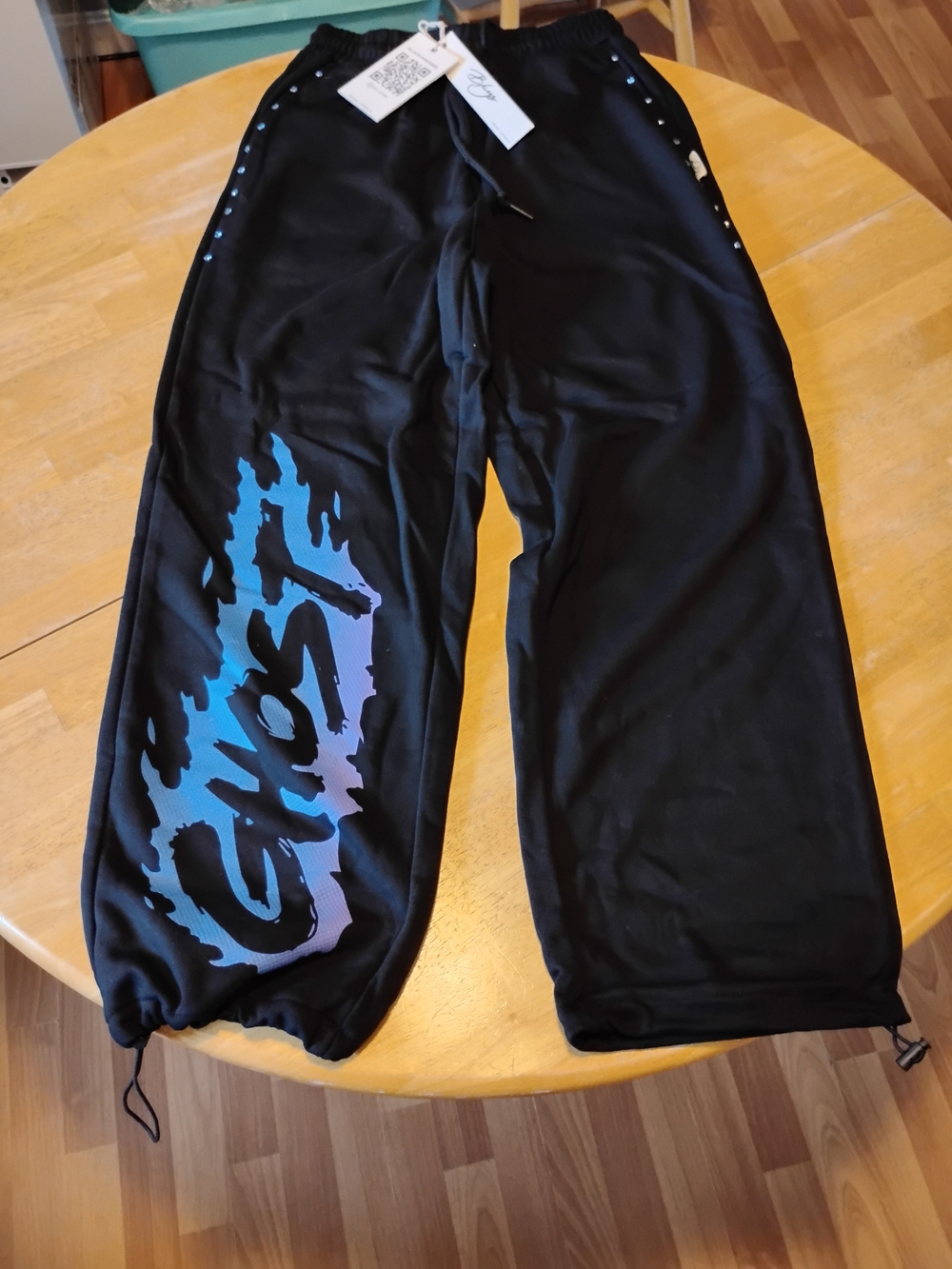 BKYS Sweatpants With A Bold Graphic